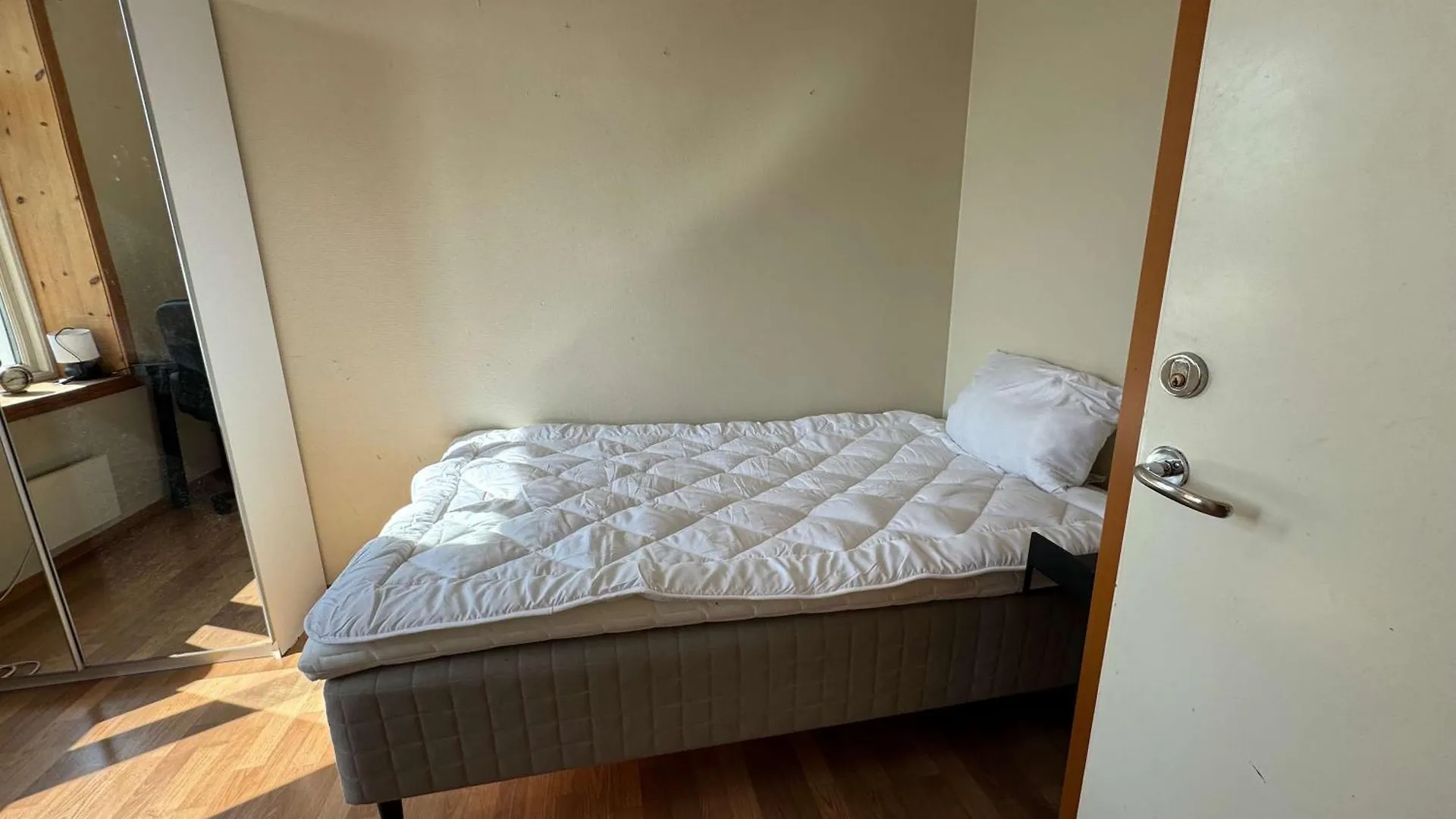 2Ng47 - Cheap Central 3Br Apartment Bergen