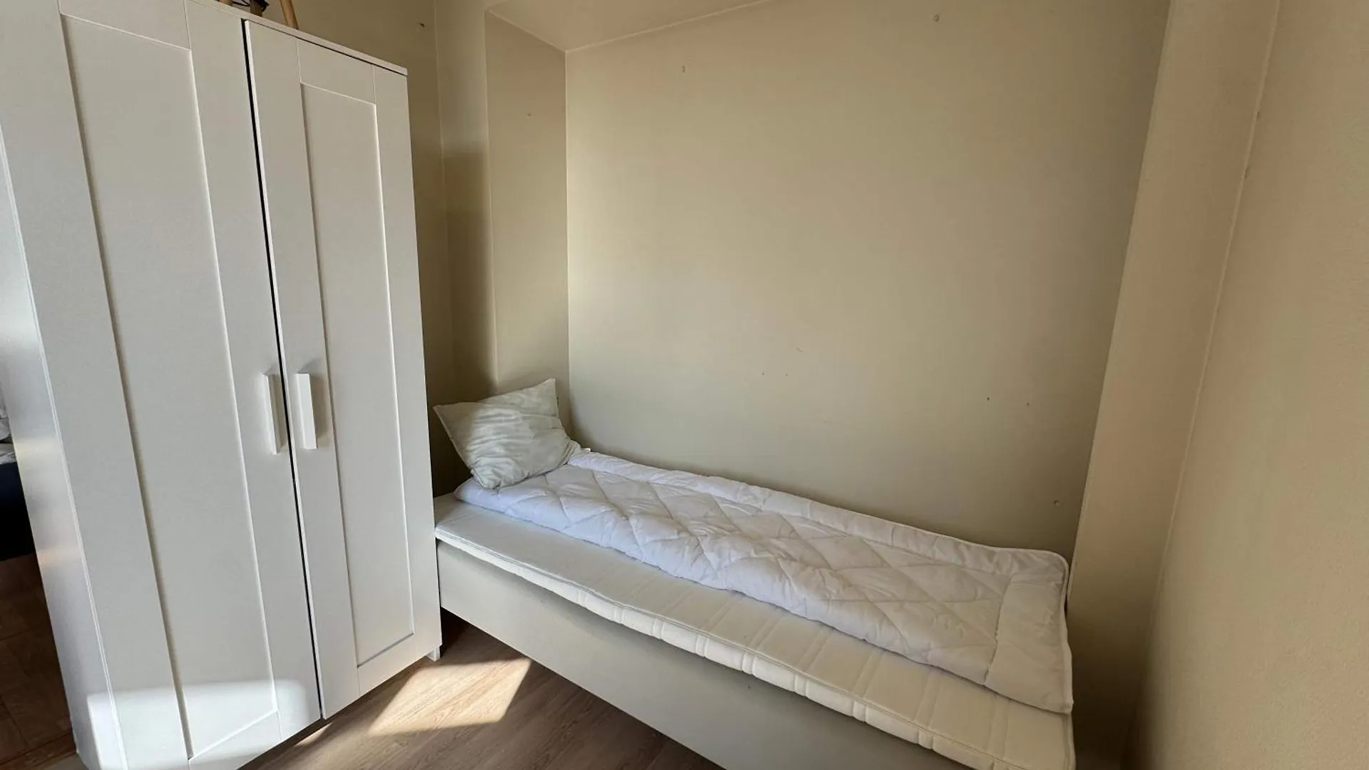 2Ng47 - Cheap Central 3Br Apartment Bergen